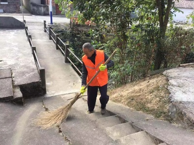 【遇见最美人物】袁菊牙：宁脏我一人 清洁千万家